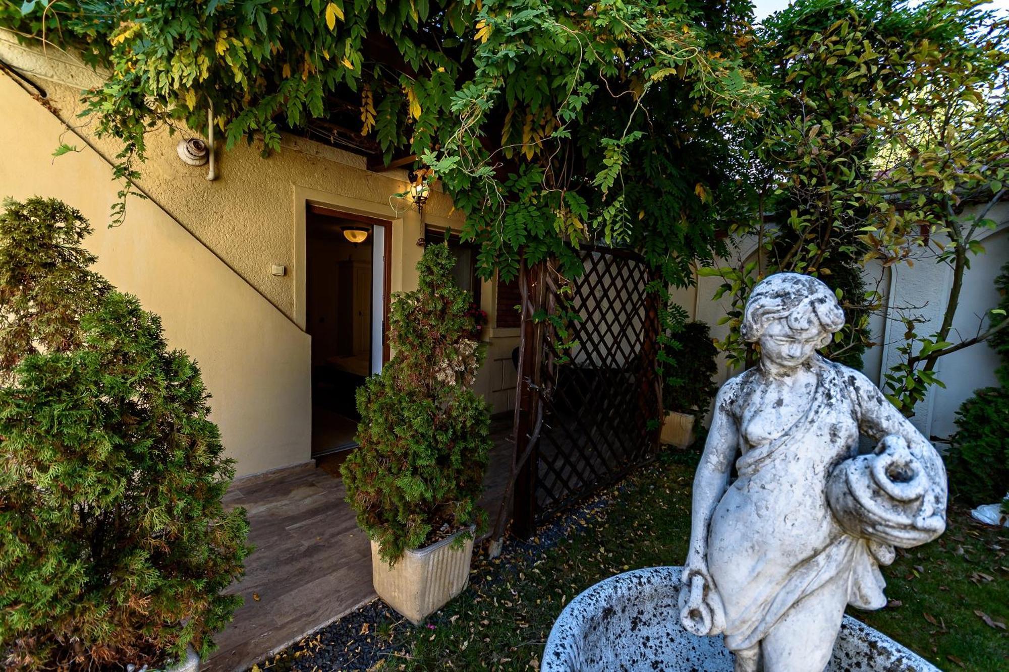 Vila Sarada Boutique 德瓦 外观 照片